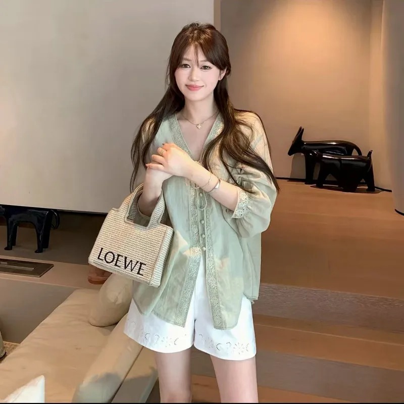 レディース ライトグリーン Vネック ブラウス ロング パフ - Tie Front Shirt のレビューと価格